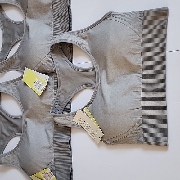 Pack Of 3 New All In Motion Sports Bras Size XXL - Picture 5 of 6
